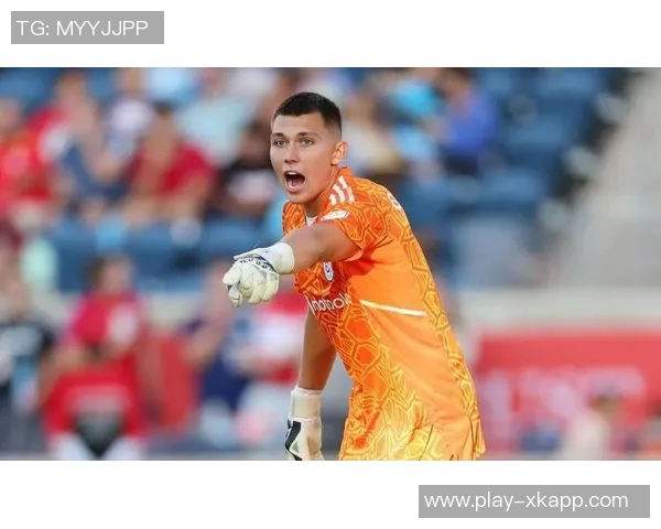 冬季转会首签拜仁租借18岁非洲之星前锋恩迪亚耶加盟